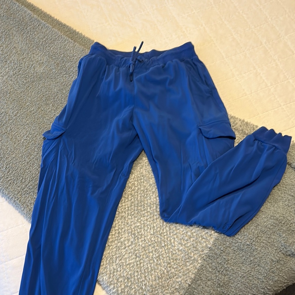 Jaanu cargo scrub bottoms